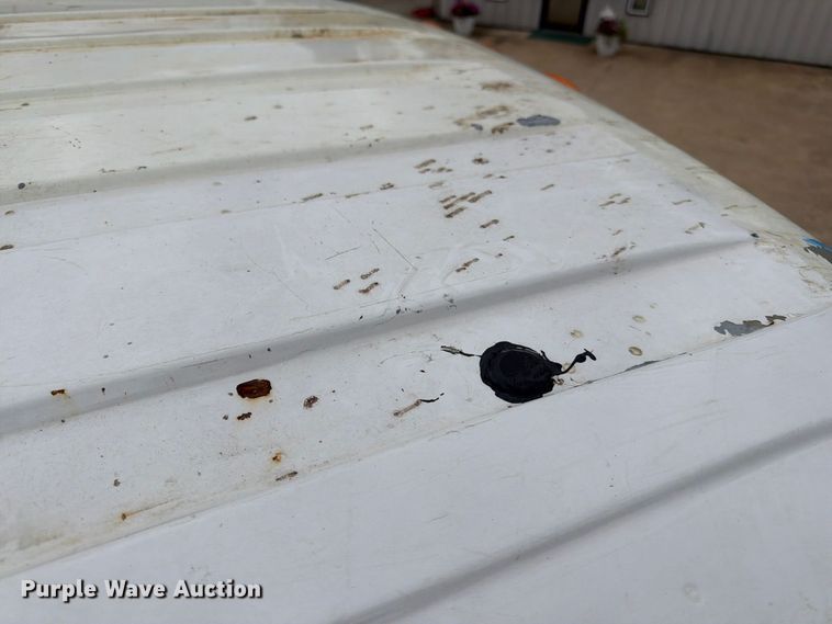 image for item FG0820 2006 International 7300 truck cab and chassis