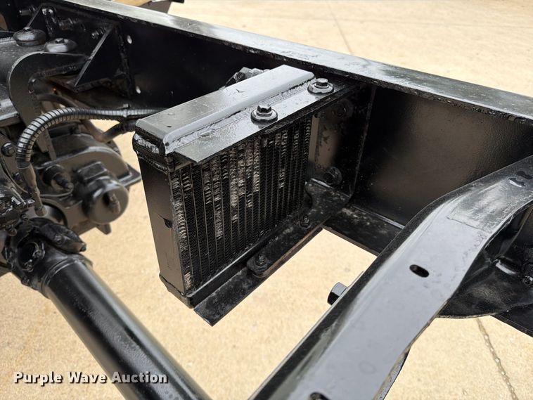 image for item FG0822 2008 International 7300 truck cab and chassis