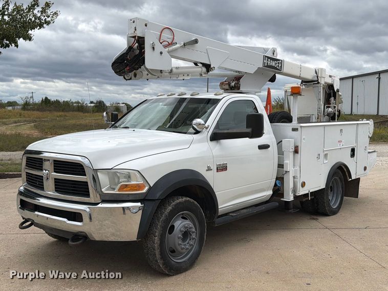 image for item FG0823 2012 Dodge Ram 5500HD bucket truck