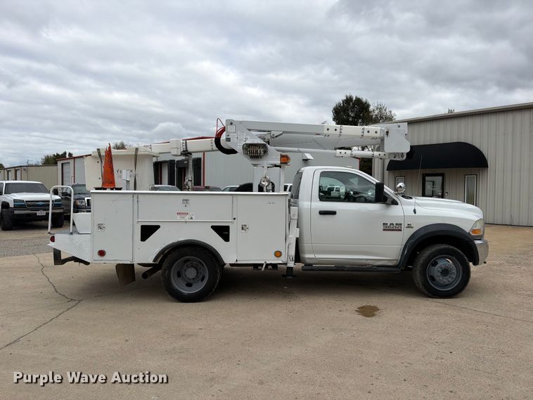 image for item FG0823 2012 Dodge Ram 5500HD bucket truck