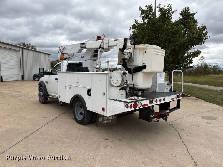 image for item FG0823 2012 Dodge Ram 5500HD bucket truck