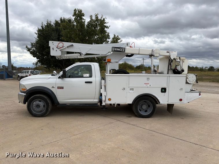 image for item FG0823 2012 Dodge Ram 5500HD bucket truck