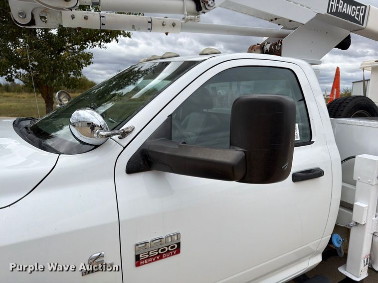 image for item FG0823 2012 Dodge Ram 5500HD bucket truck