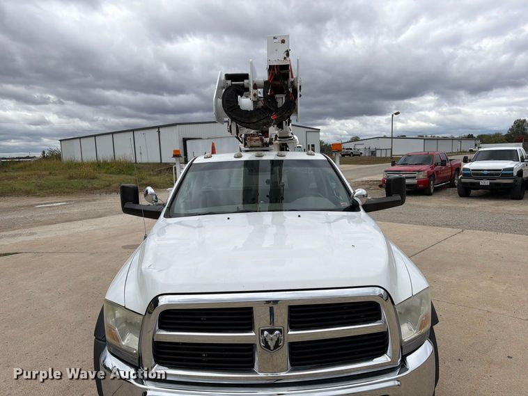 image for item FG0823 2012 Dodge Ram 5500HD bucket truck