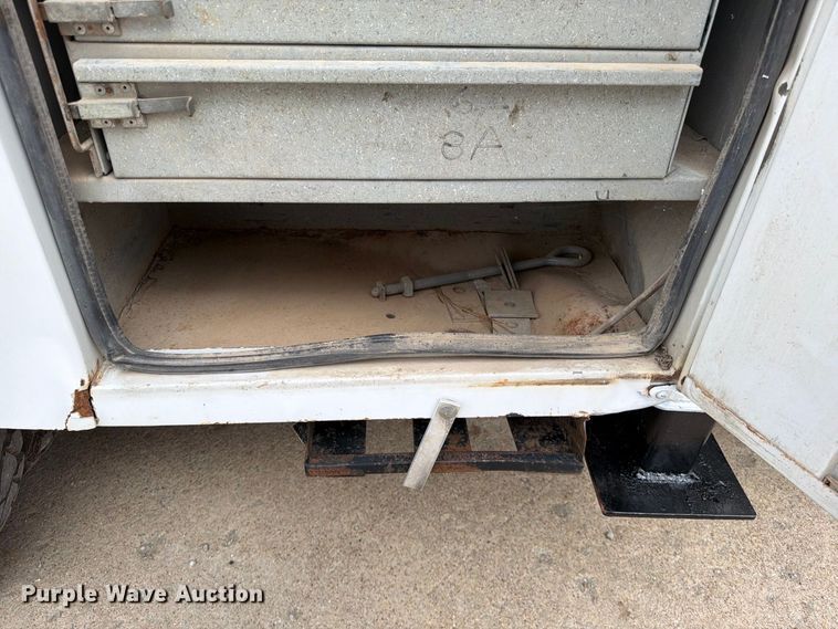 image for item FG0823 2012 Dodge Ram 5500HD bucket truck