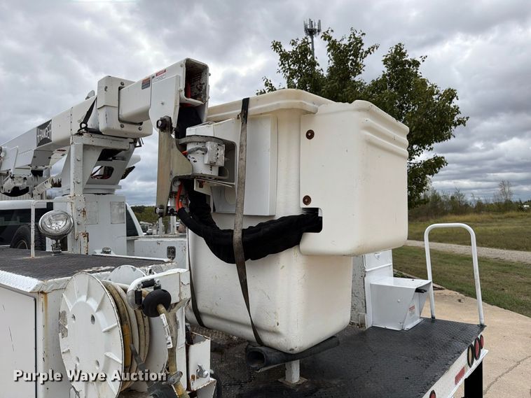 image for item FG0823 2012 Dodge Ram 5500HD bucket truck
