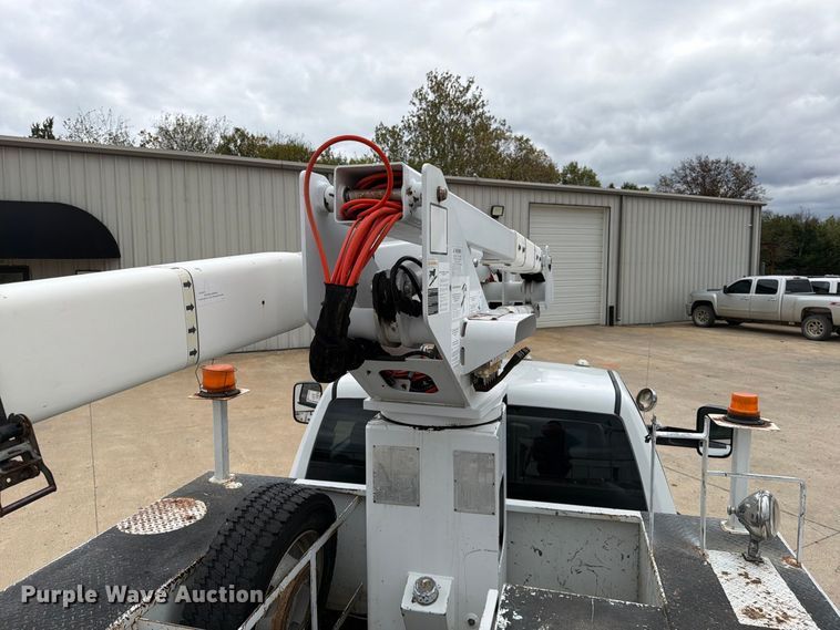image for item FG0823 2012 Dodge Ram 5500HD bucket truck