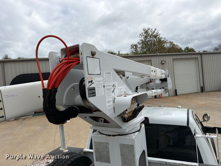 image for item FG0823 2012 Dodge Ram 5500HD bucket truck