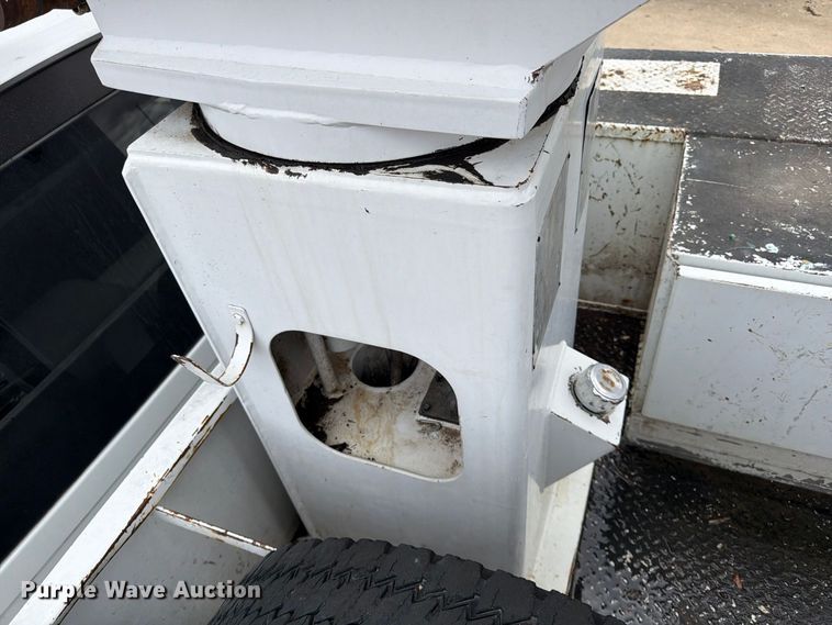image for item FG0823 2012 Dodge Ram 5500HD bucket truck
