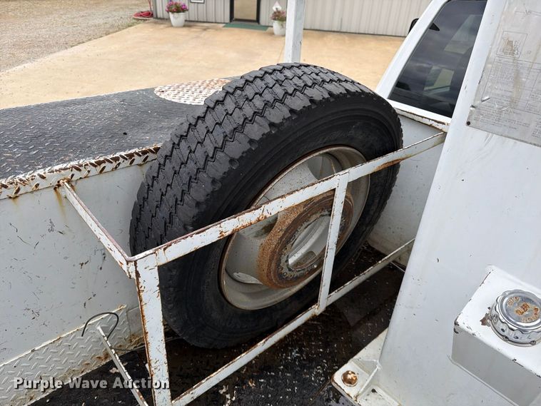 image for item FG0823 2012 Dodge Ram 5500HD bucket truck