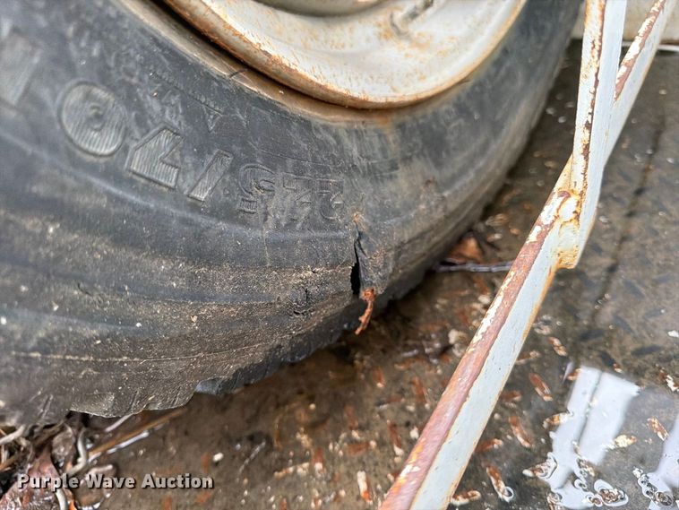 image for item FG0823 2012 Dodge Ram 5500HD bucket truck