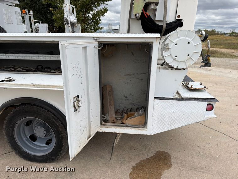 image for item FG0823 2012 Dodge Ram 5500HD bucket truck