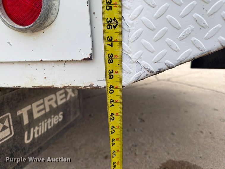image for item FG0823 2012 Dodge Ram 5500HD bucket truck