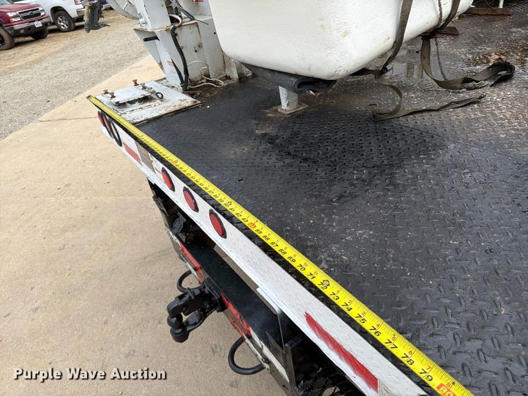 image for item FG0823 2012 Dodge Ram 5500HD bucket truck