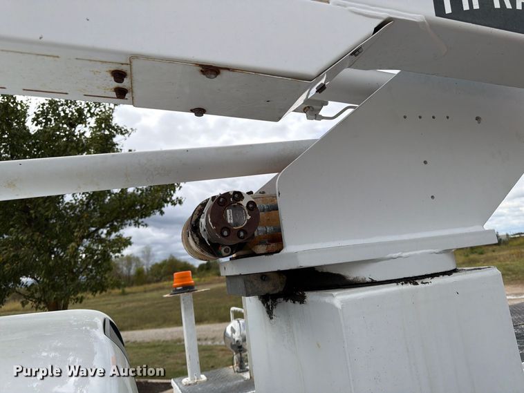 image for item FG0823 2012 Dodge Ram 5500HD bucket truck