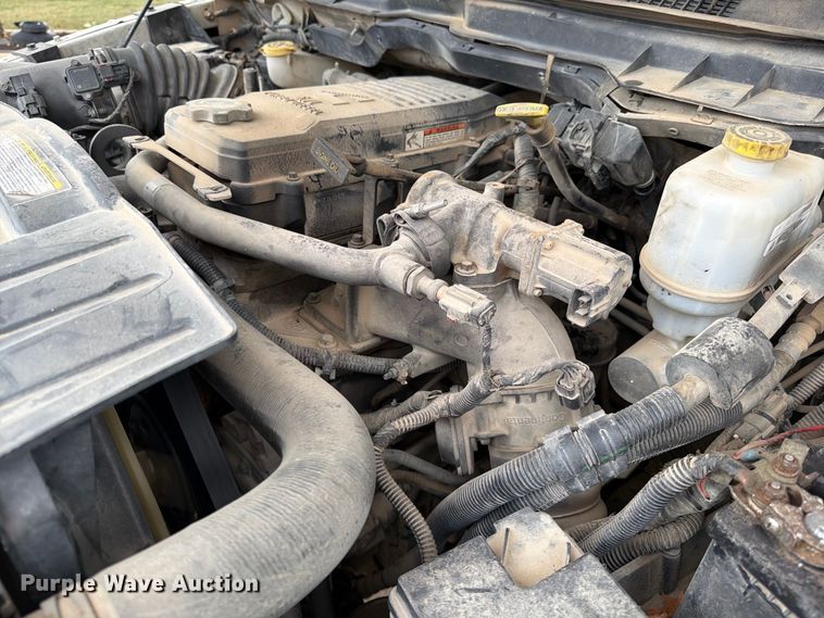 image for item FG0823 2012 Dodge Ram 5500HD bucket truck