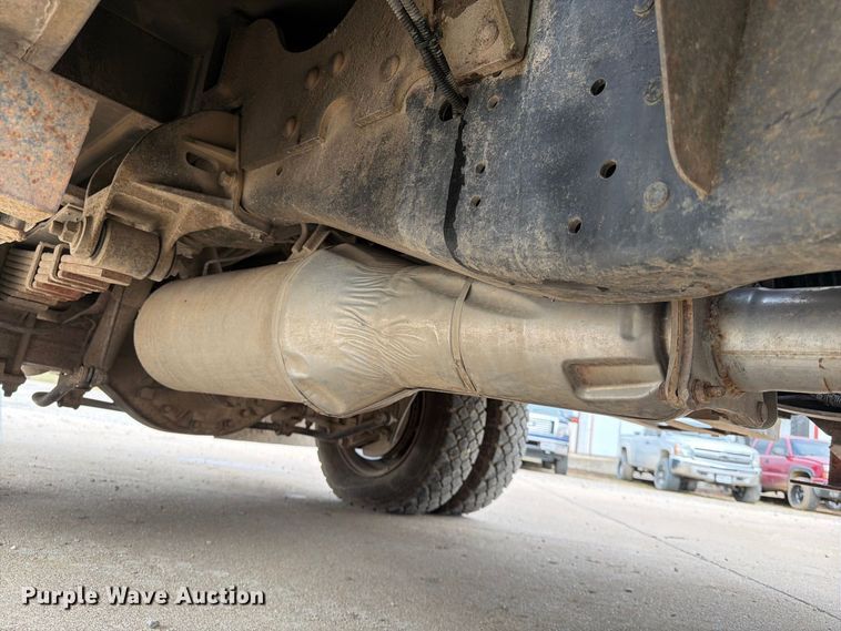 image for item FG0823 2012 Dodge Ram 5500HD bucket truck