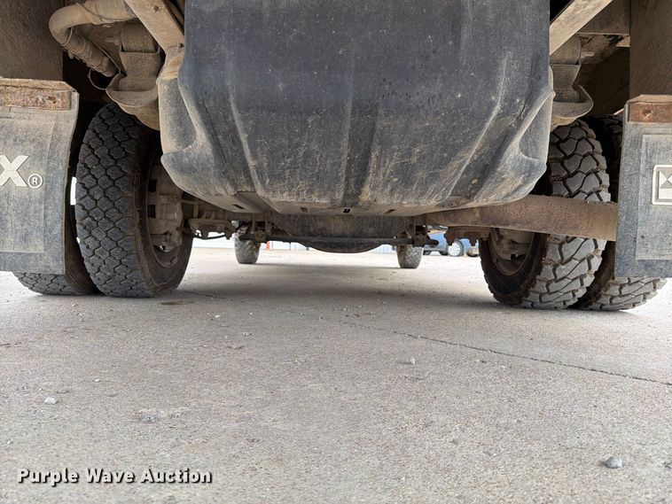 image for item FG0823 2012 Dodge Ram 5500HD bucket truck