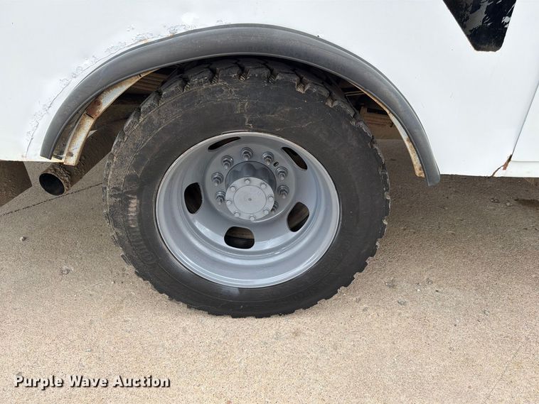 image for item FG0823 2012 Dodge Ram 5500HD bucket truck