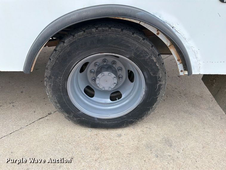 image for item FG0823 2012 Dodge Ram 5500HD bucket truck