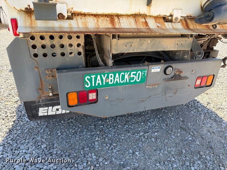 image for item FG3065 2005 Elgin  SC8000 street sweeper truck