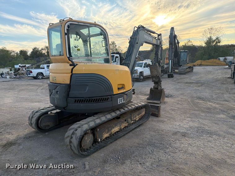 image for item FI0456 2007 Volvo ECR58 mini excavator