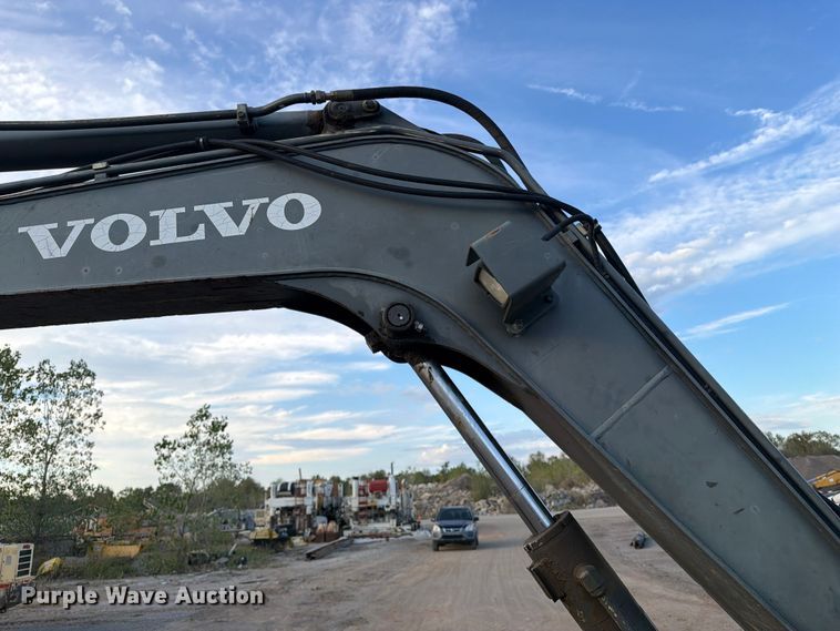 image for item FI0456 2007 Volvo ECR58 mini excavator