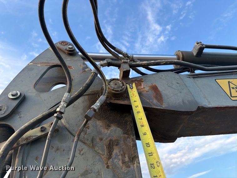 image for item FI0456 2007 Volvo ECR58 mini excavator