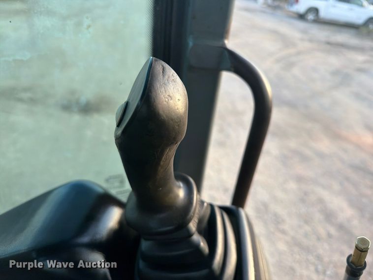 image for item FI0456 2007 Volvo ECR58 mini excavator