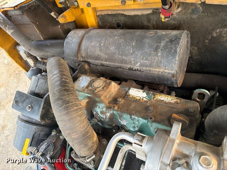 image for item FI0456 2007 Volvo ECR58 mini excavator