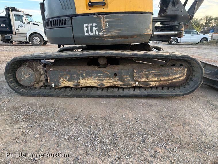 image for item FI0456 2007 Volvo ECR58 mini excavator