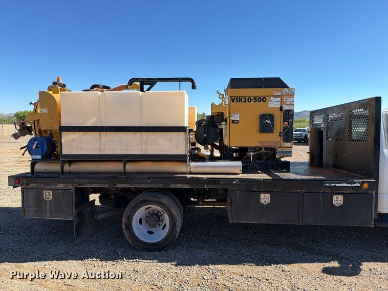 image for item FI2038 2020 Ford F550 vacuum truck
