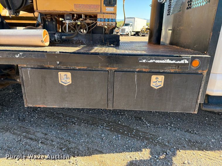 image for item FI2038 2020 Ford F550 vacuum truck