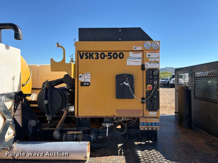 image for item FI2038 2020 Ford F550 vacuum truck