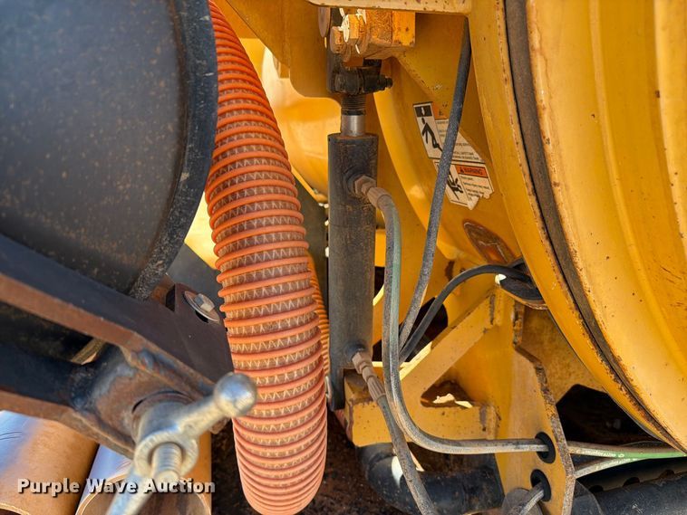 image for item FI2038 2020 Ford F550 vacuum truck