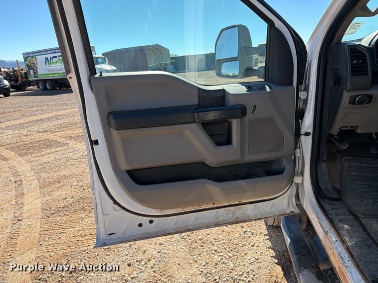 image for item FI2038 2020 Ford F550 vacuum truck