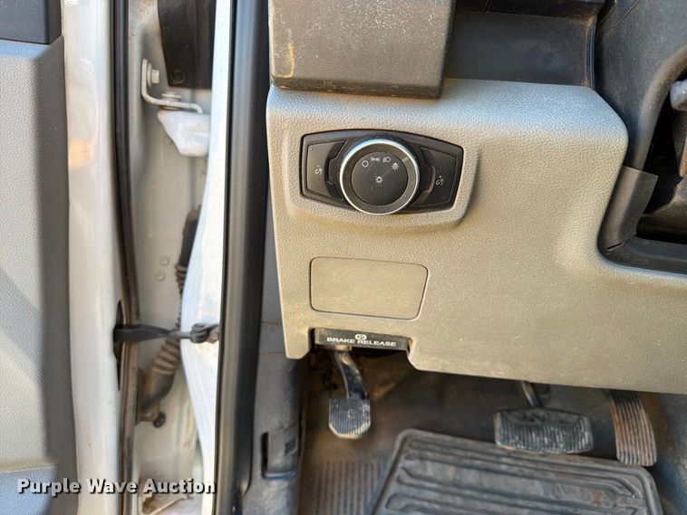 image for item FI2038 2020 Ford F550 vacuum truck