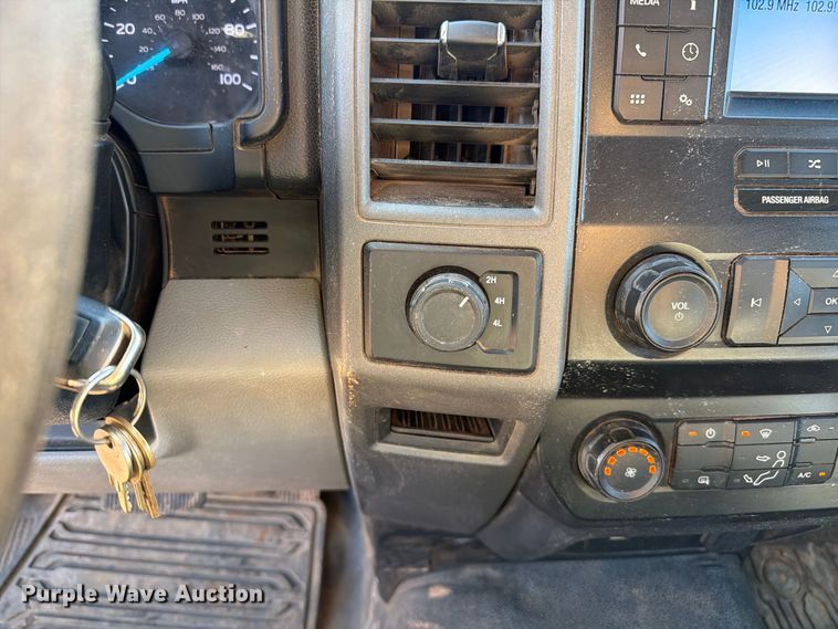 image for item FI2038 2020 Ford F550 vacuum truck