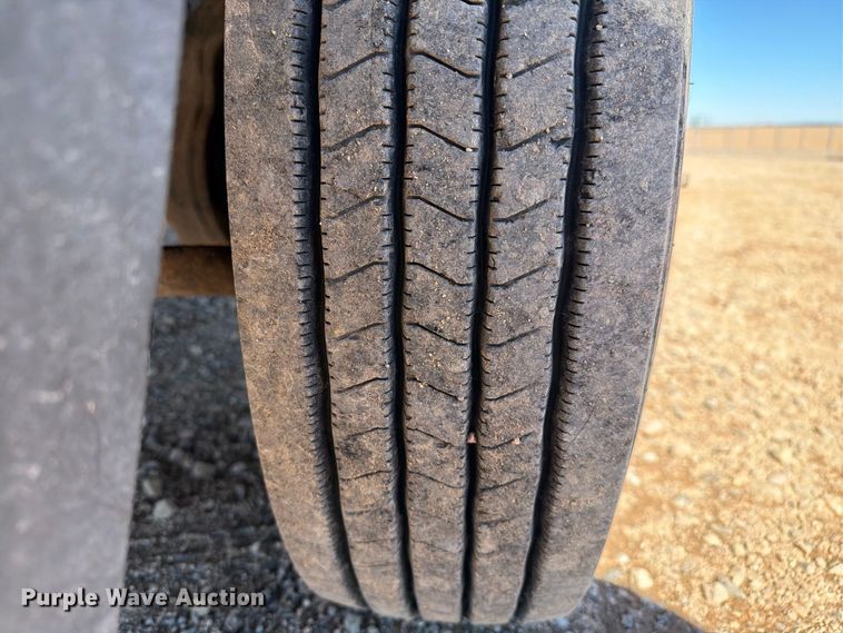 image for item FI2038 2020 Ford F550 vacuum truck
