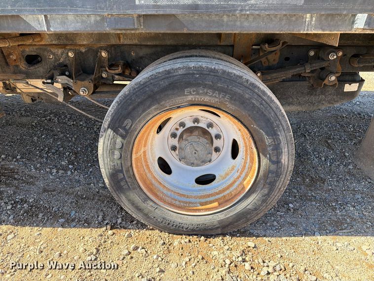 image for item FI2038 2020 Ford F550 vacuum truck