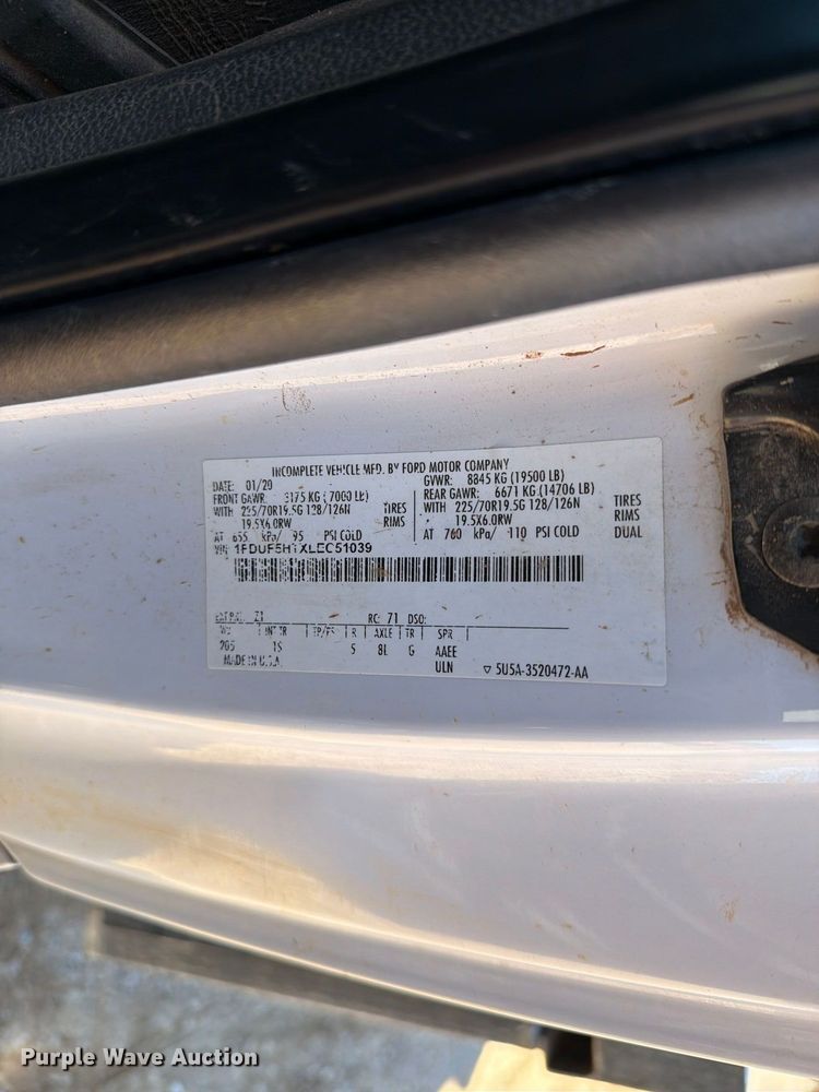 image for item FI2038 2020 Ford F550 vacuum truck