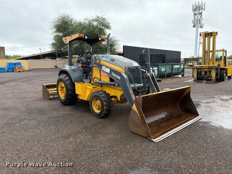 image for item FI2076 2020 John Deere 210LEP landscape tractor
