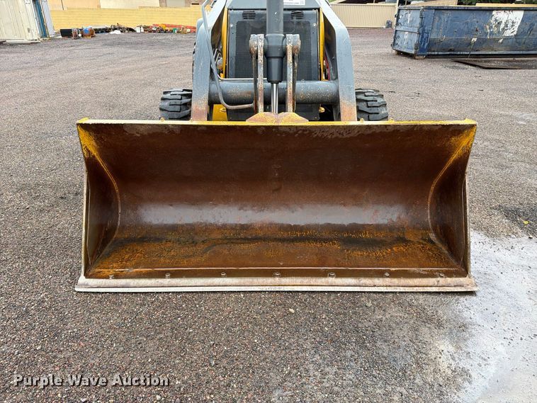 image for item FI2076 2020 John Deere 210LEP landscape tractor