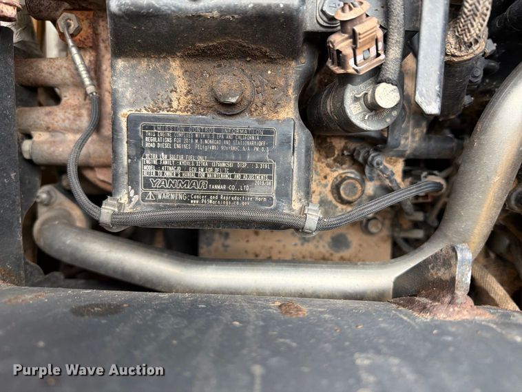 image for item FI2076 2020 John Deere 210LEP landscape tractor