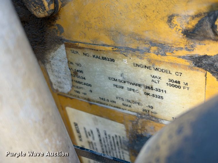 image for item FI2086 2005 Ford F650 dump truck