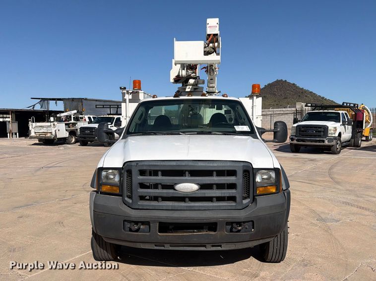 image for item FI2089 2007 Ford F550 bucket truck