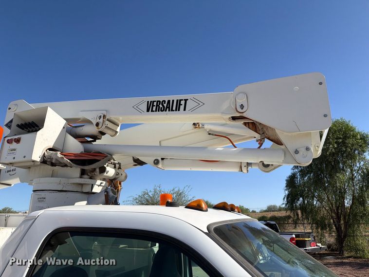 image for item FI2089 2007 Ford F550 bucket truck