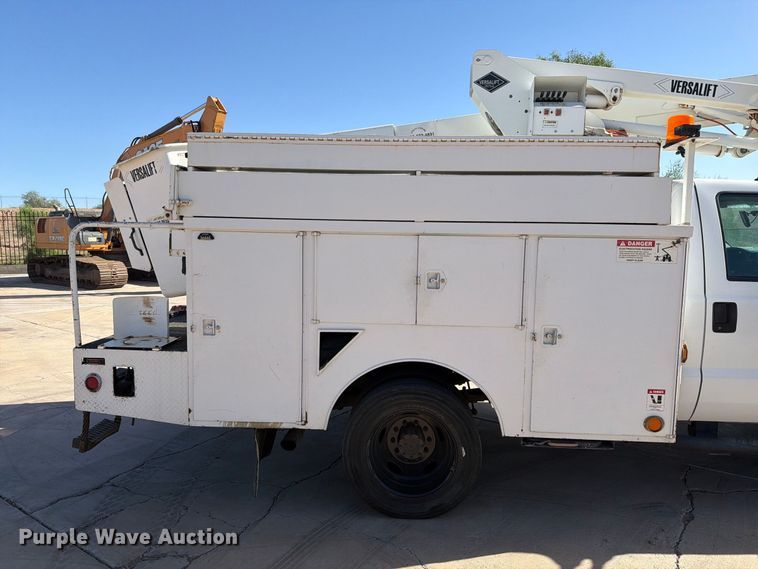image for item FI2089 2007 Ford F550 bucket truck