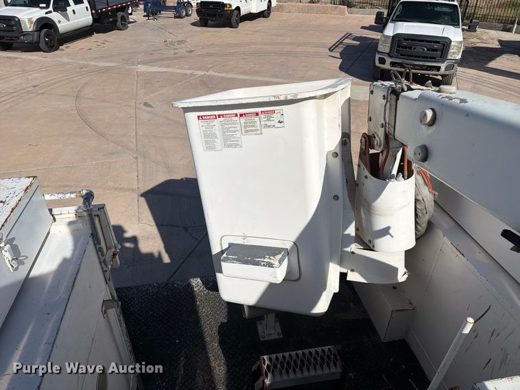 image for item FI2089 2007 Ford F550 bucket truck