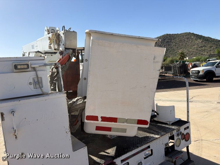 image for item FI2089 2007 Ford F550 bucket truck